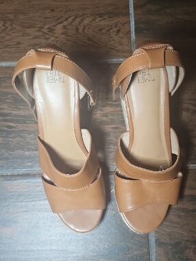 Time and Tru Cognac Leather Ankle-Strap Sandals